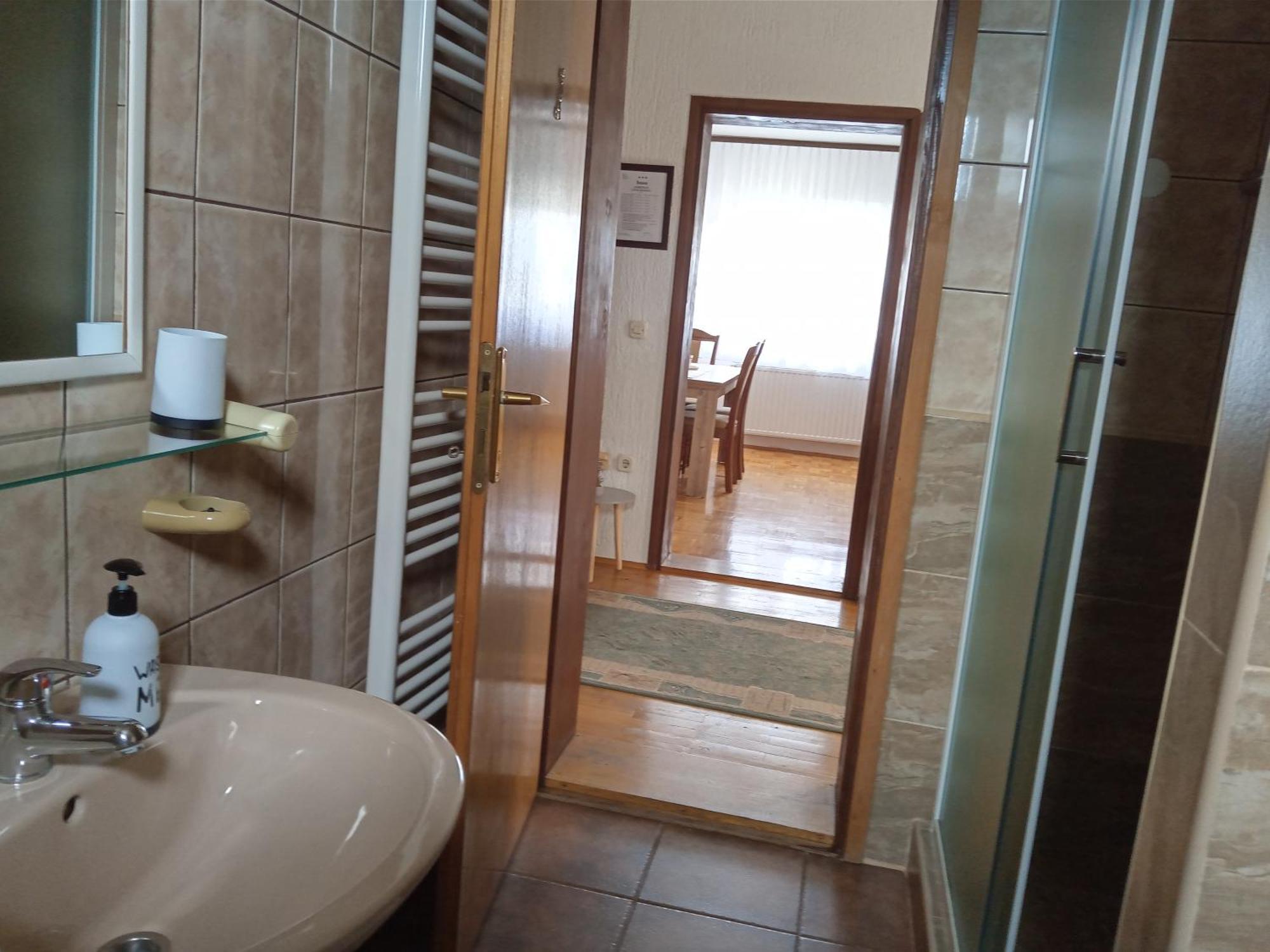 Apartman Kod Dide I Bake Вуковар Екстериор снимка