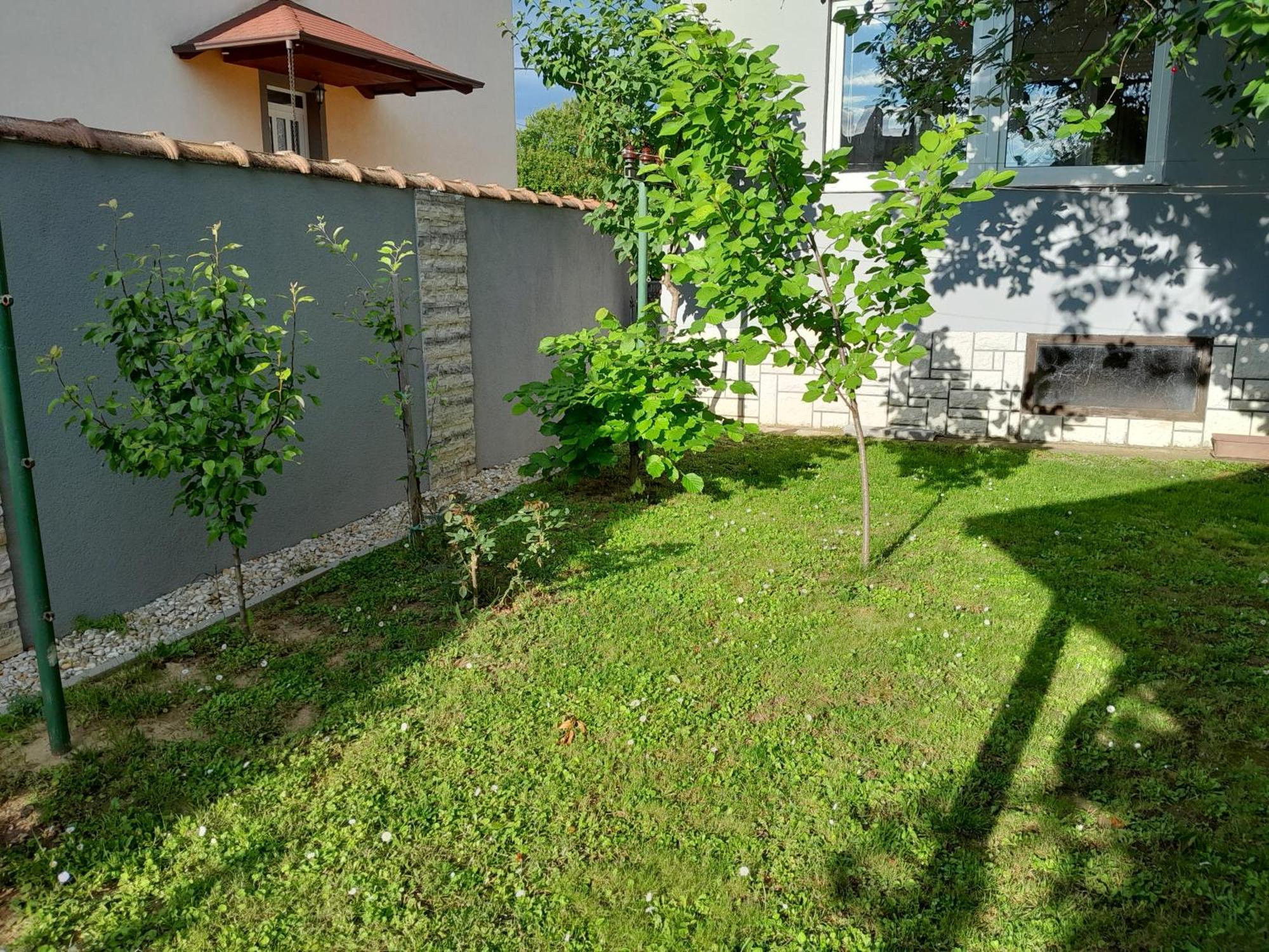 Apartman Kod Dide I Bake Вуковар Екстериор снимка